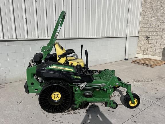 Image of John Deere Z945M Primary image