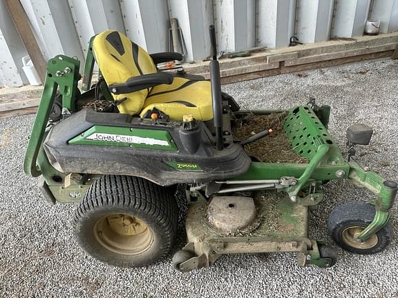 Image of John Deere Z950M Primary image