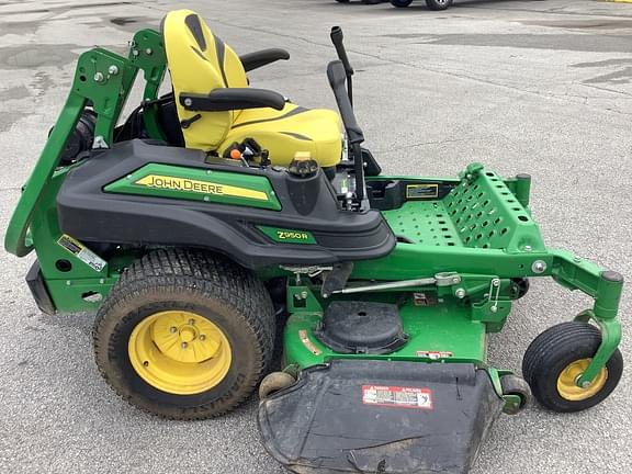 Image of John Deere Z950R equipment image 4