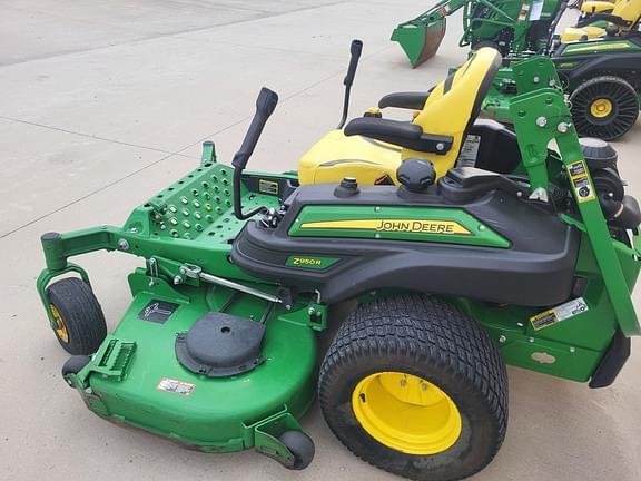 Image of John Deere Z950R equipment image 4