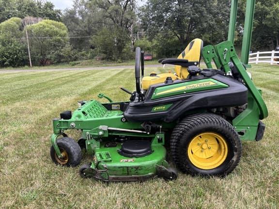 Image of John Deere Z955M equipment image 1