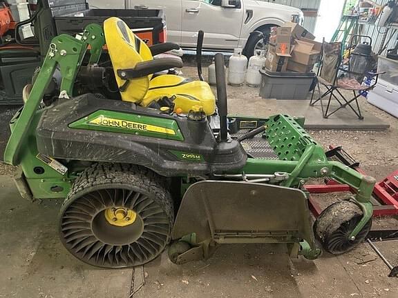 Image of John Deere Z955M equipment image 3