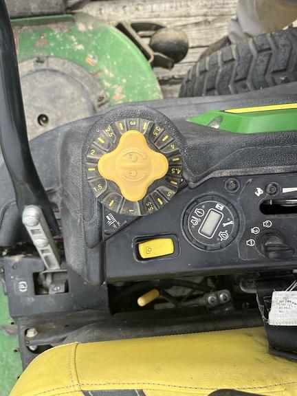 Image of John Deere Z960M equipment image 4