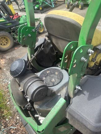 Image of John Deere Z960M equipment image 1