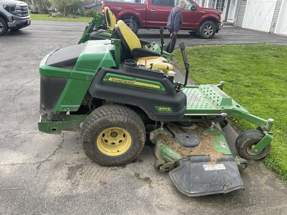 Image of John Deere Z997R equipment image 1