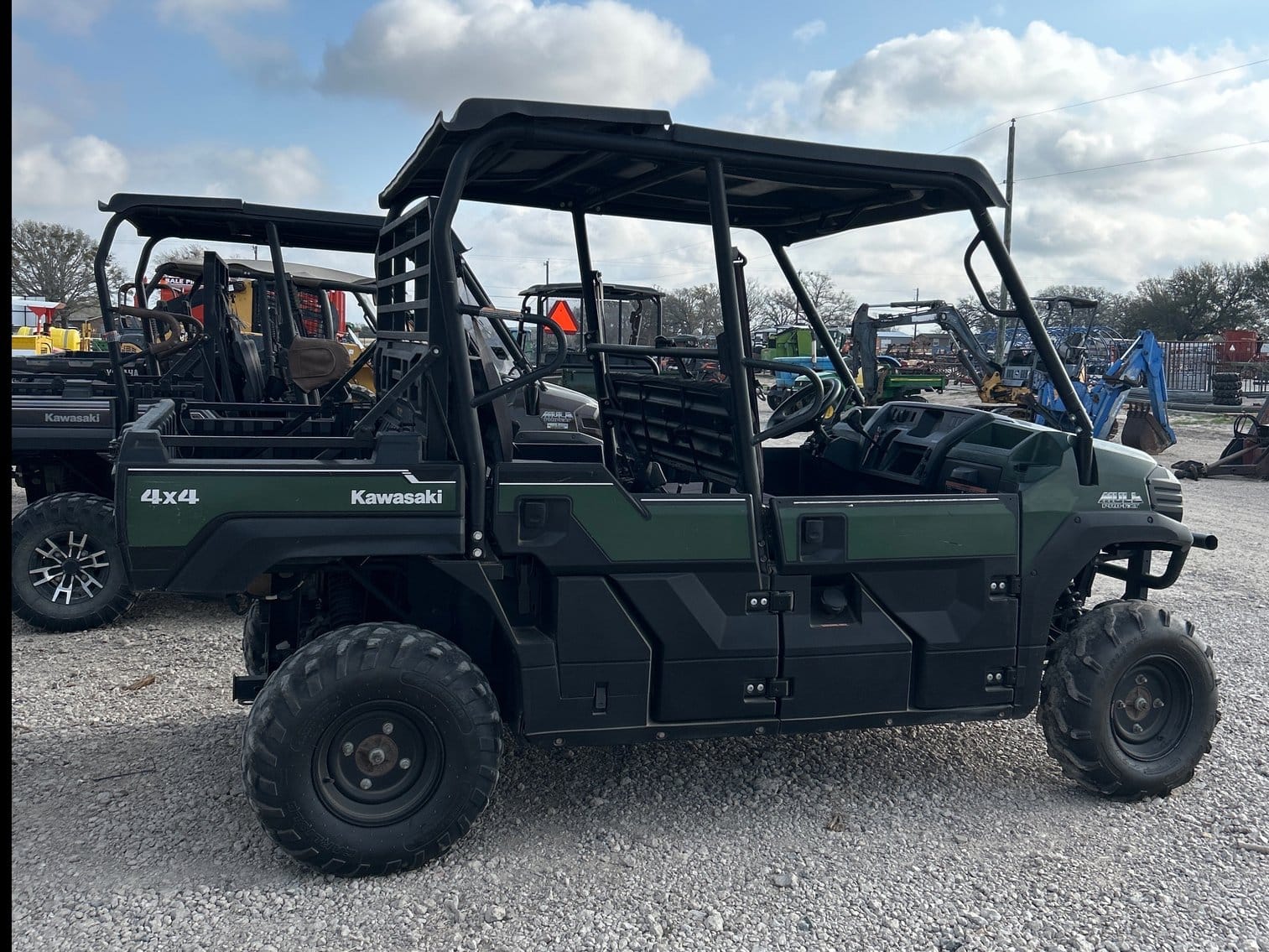 2018 Kawasaki Mule Pro FXT EPS Equipment Image0