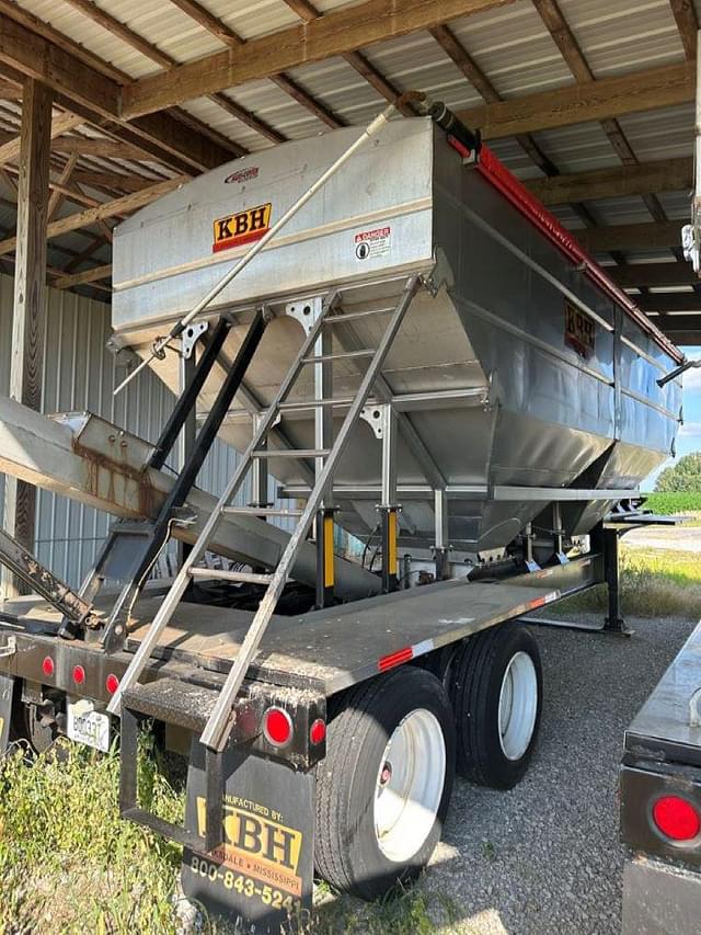 Thumbnail image KBH Fertilizer Chassis 1