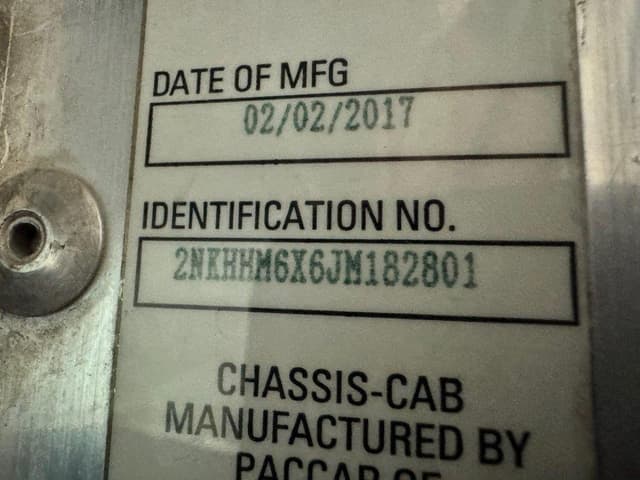 Image of Kenworth T300 equipment image 4