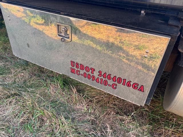 Image of Kenworth T300 equipment image 4