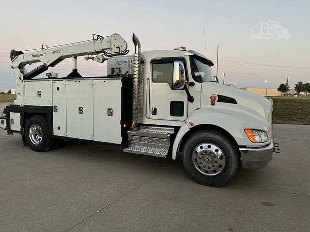 Image of Kenworth T370 equipment image 1