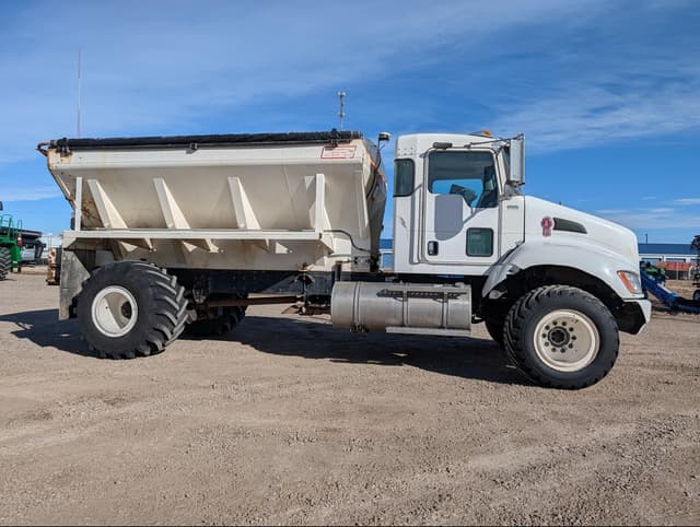 Image of Kenworth T370 equipment image 1