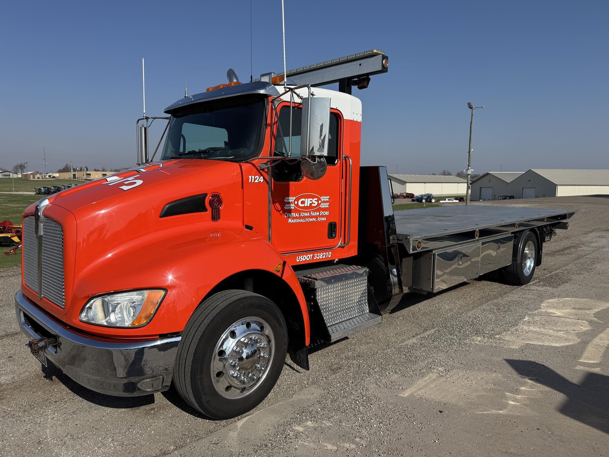 2018 Kenworth T370 Equipment Image0