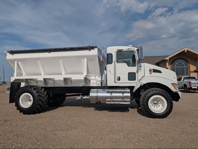 Image of Kenworth T370 equipment image 1