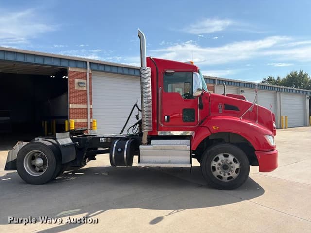 Image of Kenworth T4 equipment image 3