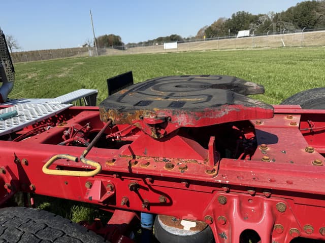Image of Kenworth T680 equipment image 4
