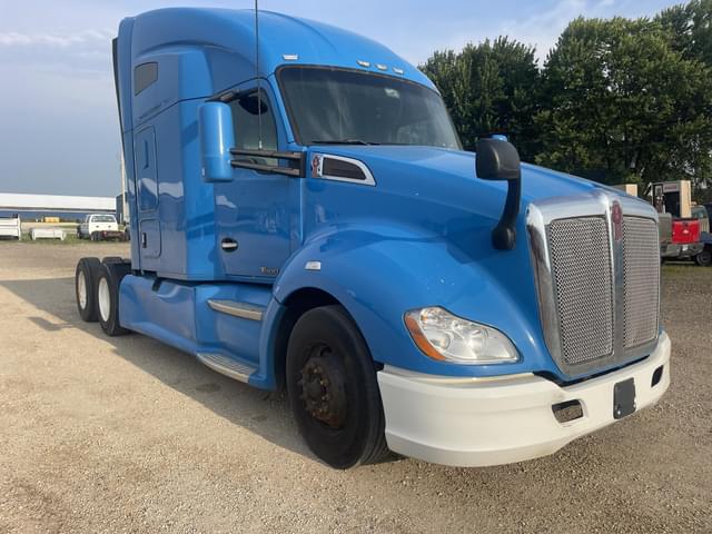 Image of Kenworth T680 equipment image 1