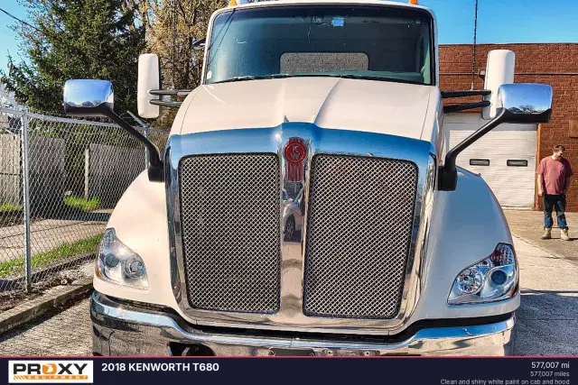 Image of Kenworth T680 equipment image 1