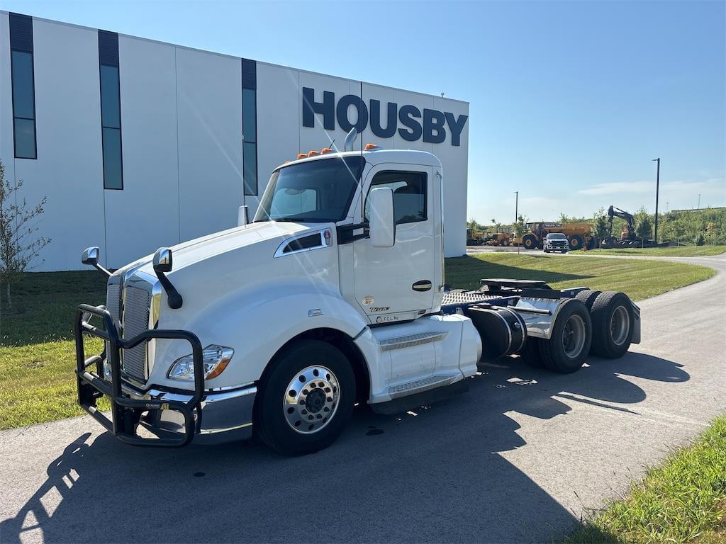 Image of Kenworth T680 Primary image