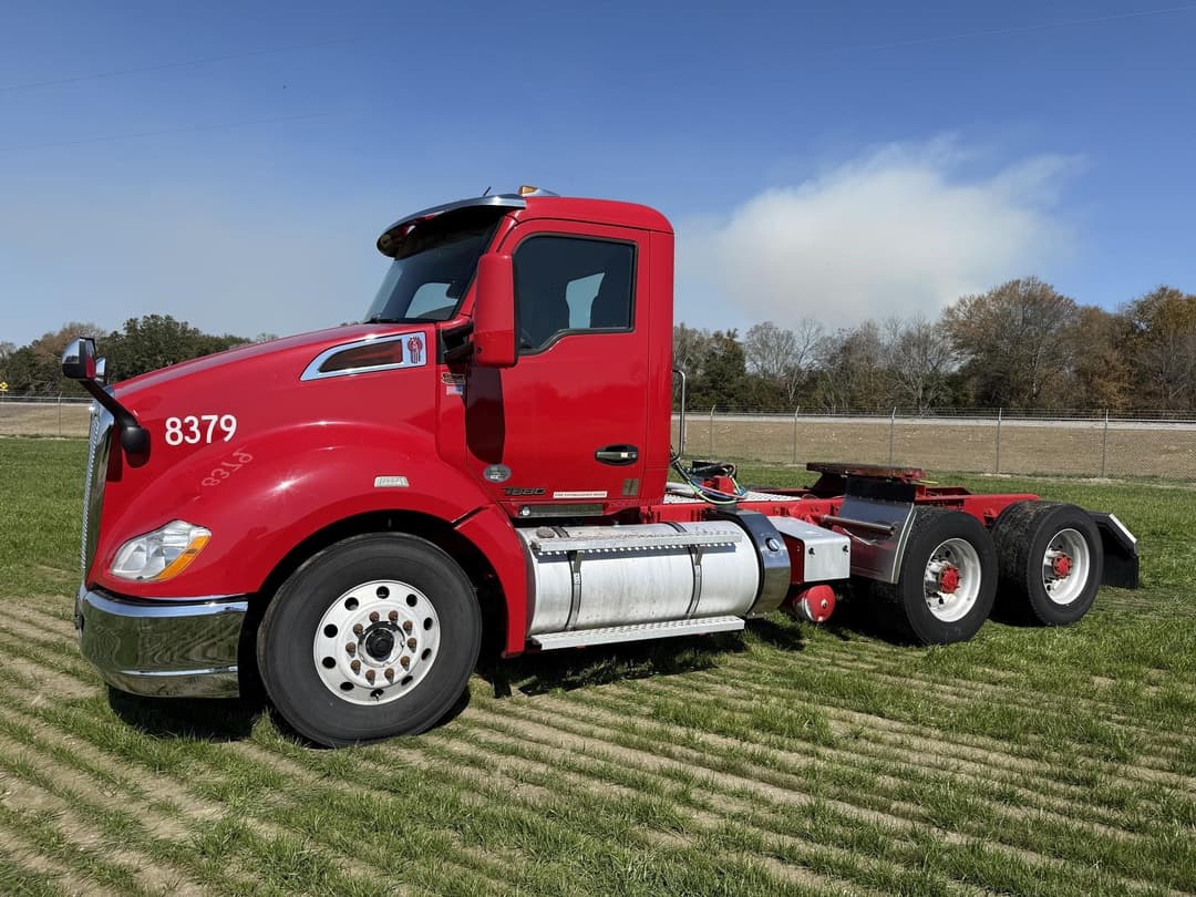Image of Kenworth T680 Primary image