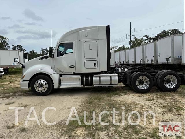 Image of Kenworth T680 equipment image 1