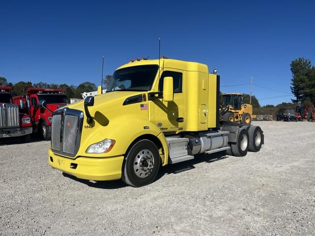 Image of Kenworth T680 equipment image 1
