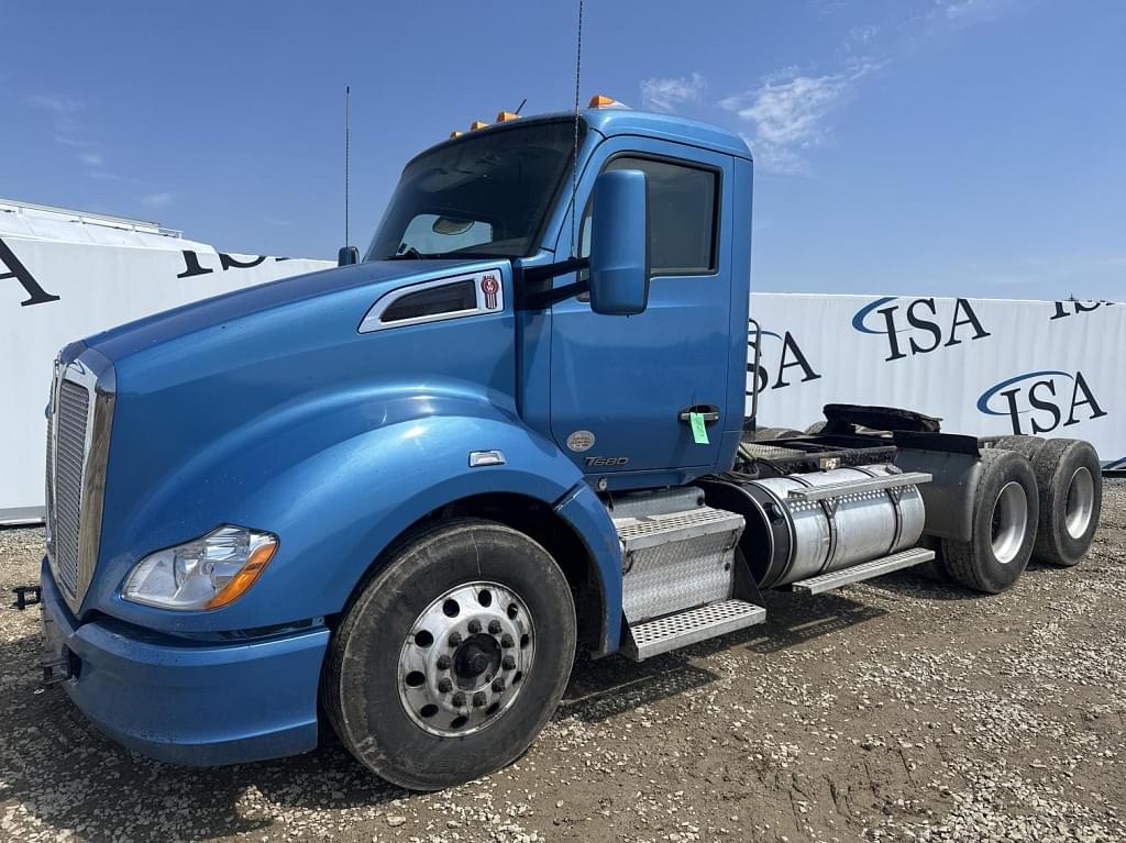 Image of Kenworth T680 Primary image
