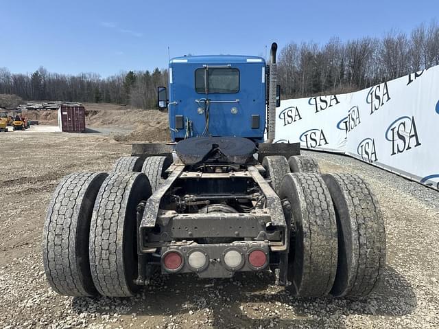 Image of Kenworth T680 equipment image 3