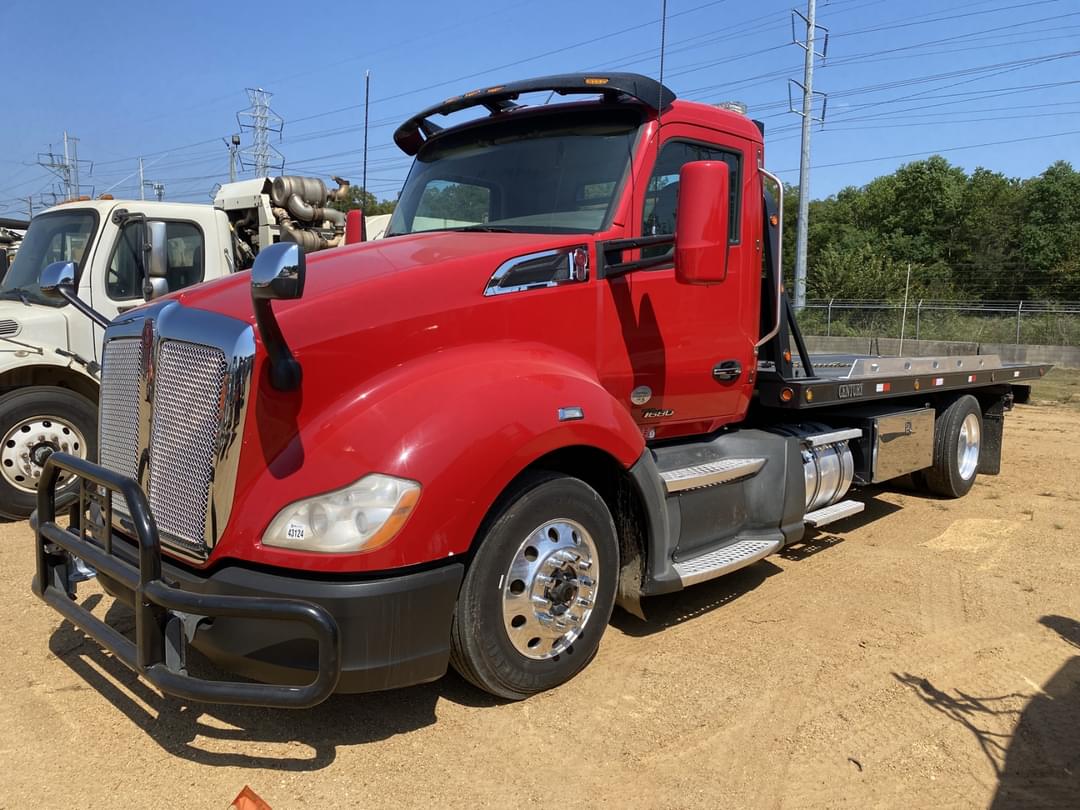 Image of Kenworth T680 Primary image