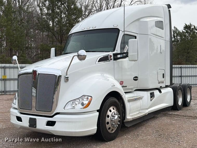 Image of Kenworth T680 Primary image