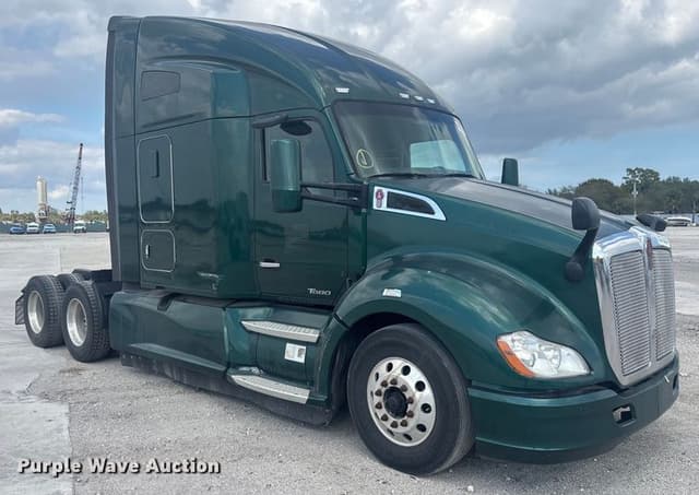 Image of Kenworth T680 equipment image 2