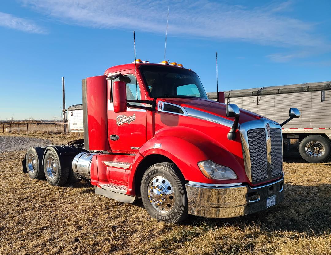 Image of Kenworth T680 Primary image