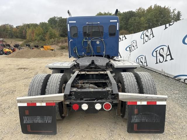 Image of Kenworth T680 equipment image 3