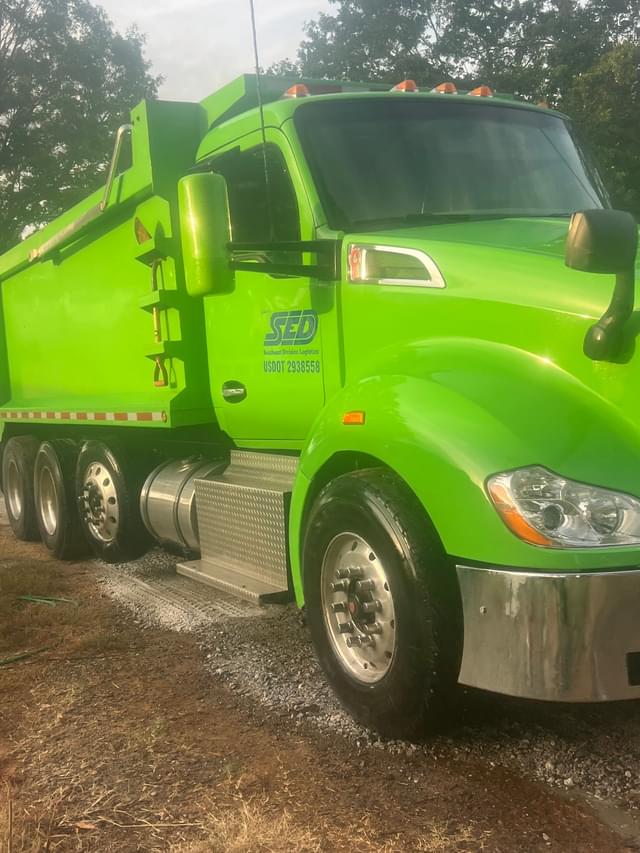 Image of Kenworth T680 equipment image 1