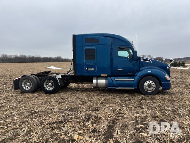 Image of Kenworth T680 equipment image 3