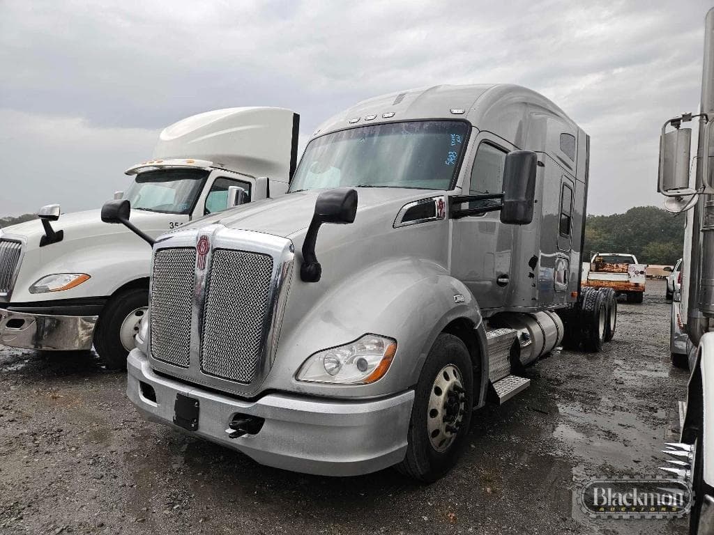 Image of Kenworth T680 Primary image