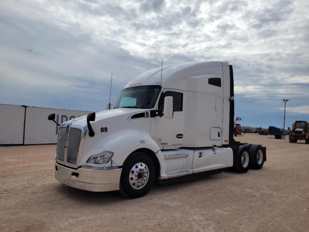 2018 Kenworth T680 Equipment Image0