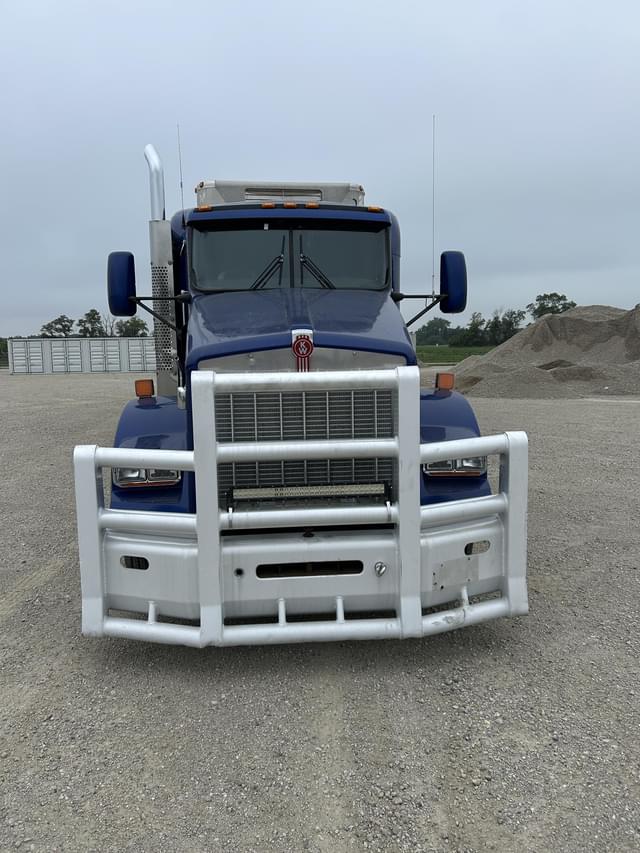 Image of Kenworth T800 equipment image 1