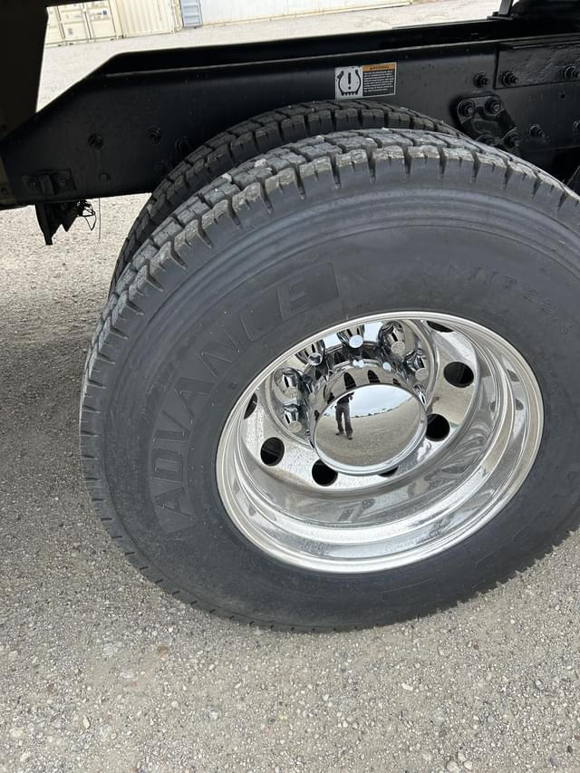 Image of Kenworth T800 equipment image 3
