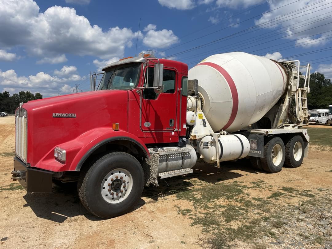 Image of Kenworth T800 Primary image