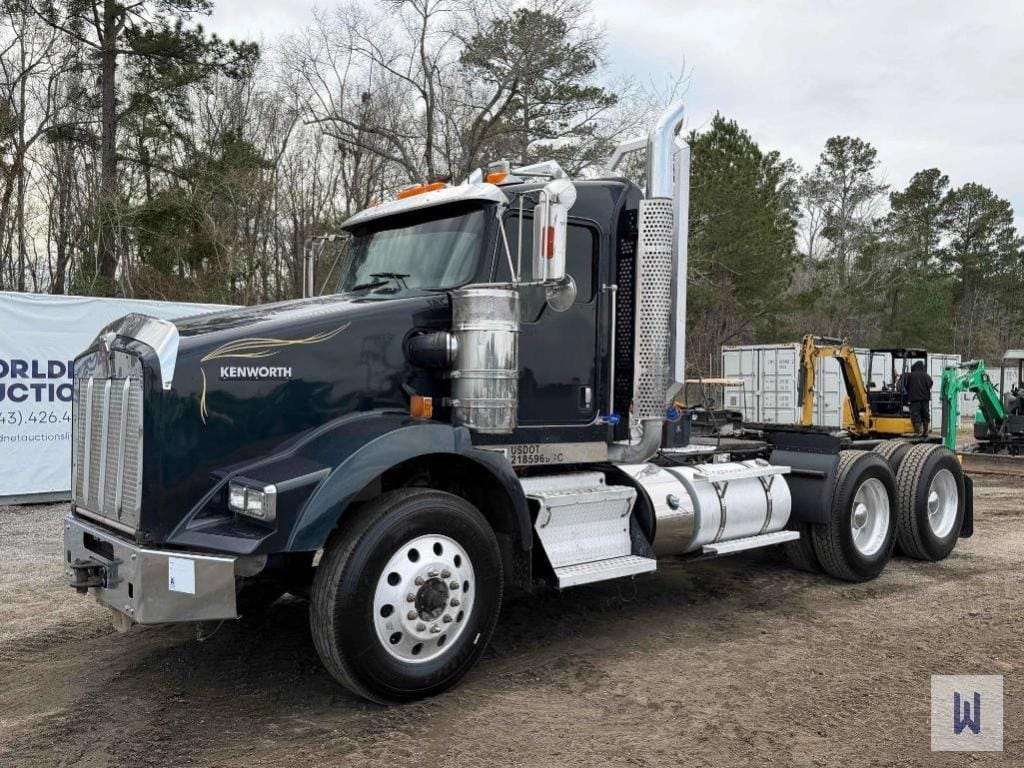 2018 Kenworth T800 Equipment Image0