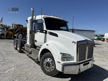 2018 Kenworth T880 Equipment Image0