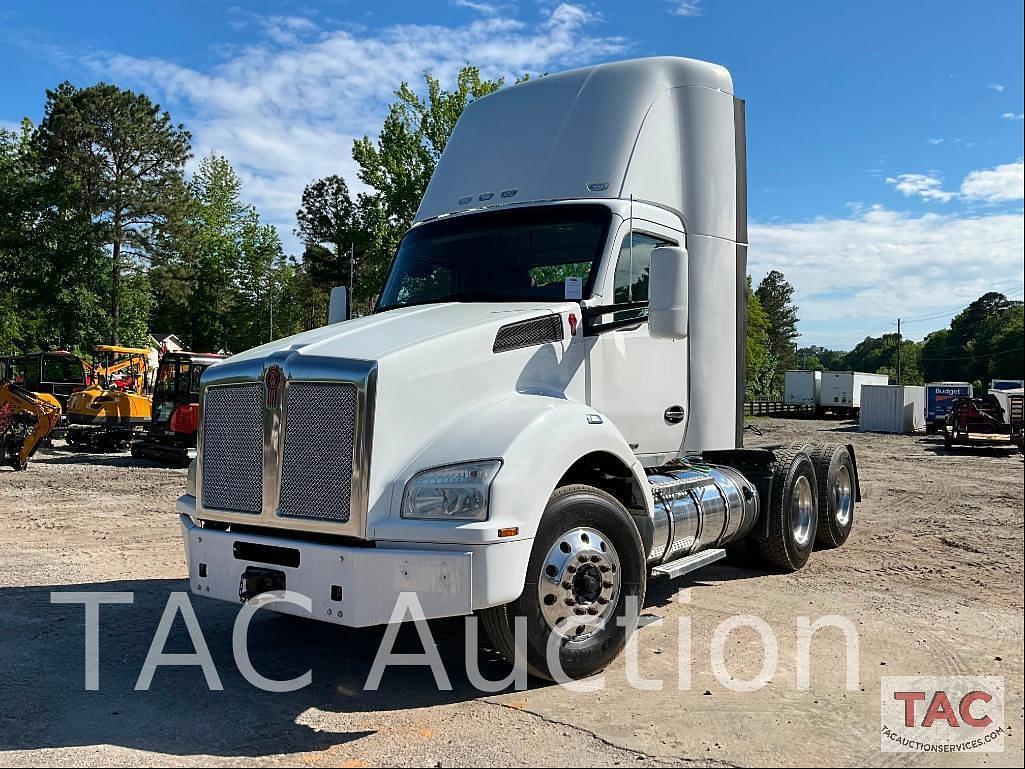 Image of Kenworth T880 Primary image
