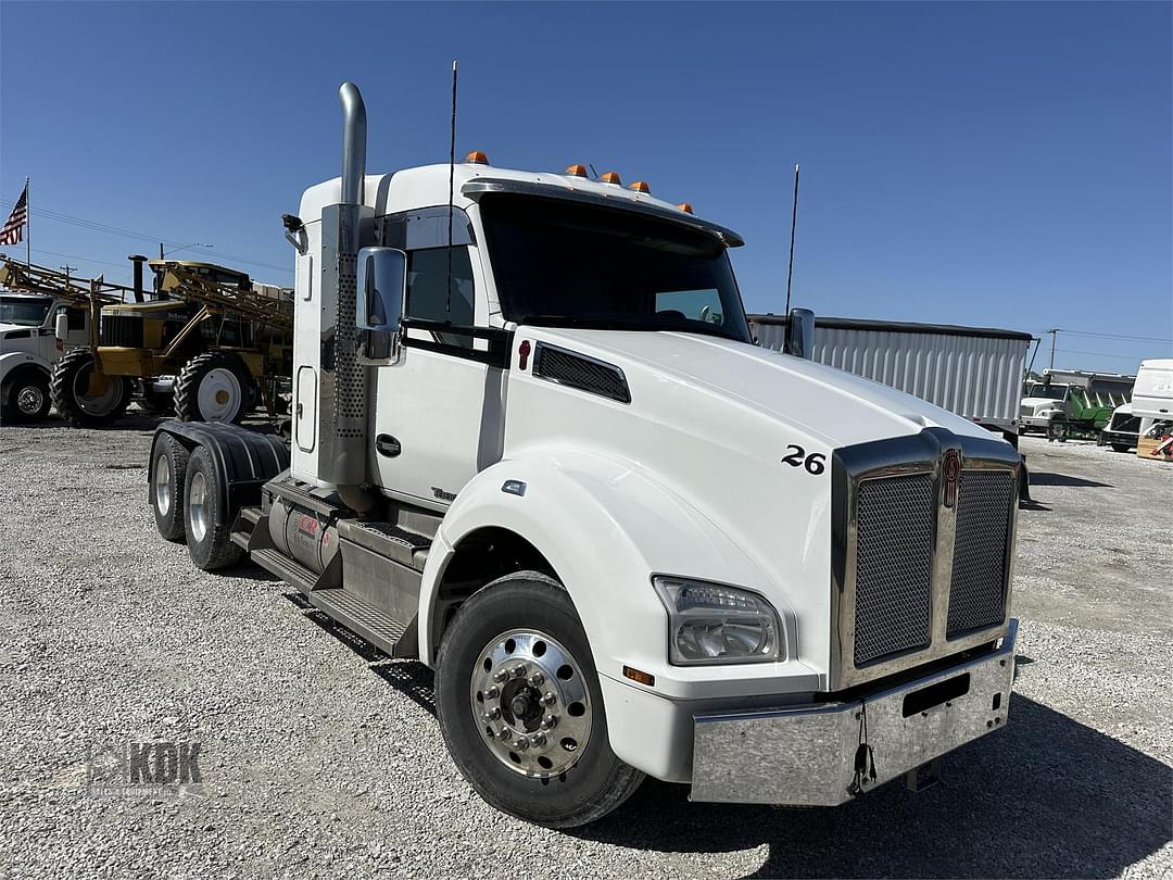 Image of Kenworth T880 Primary image