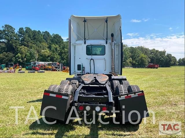 Image of Kenworth T880 equipment image 3