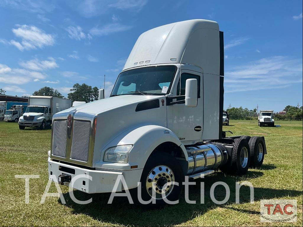 Image of Kenworth T880 Primary image
