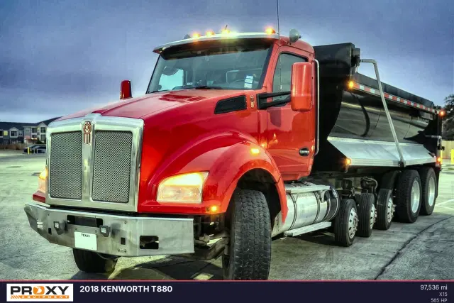 Image of Kenworth T880 equipment image 2