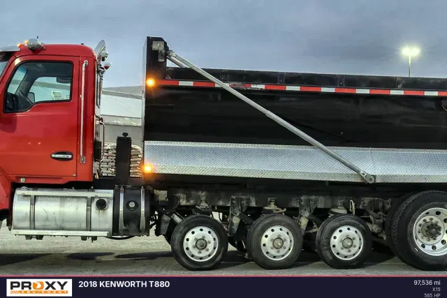 Image of Kenworth T880 equipment image 3