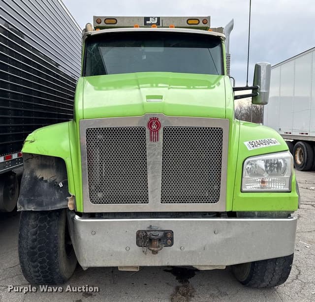 Image of Kenworth T880 equipment image 1