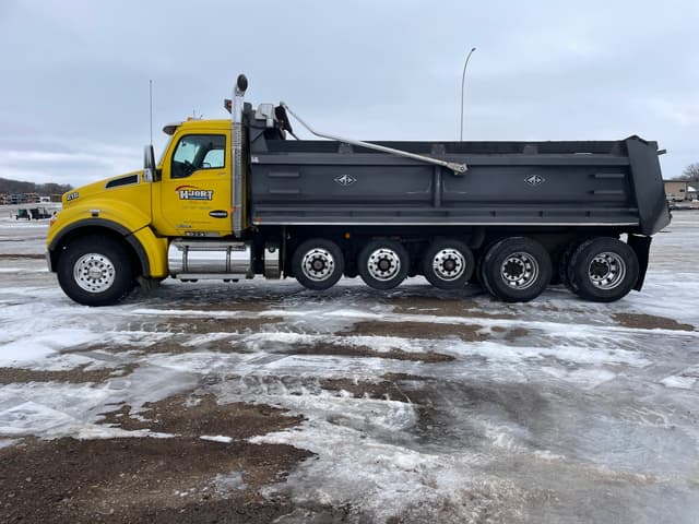 Image of Kenworth T880 equipment image 1