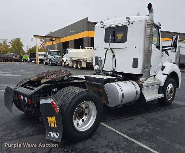 Image of Kenworth T880 equipment image 4